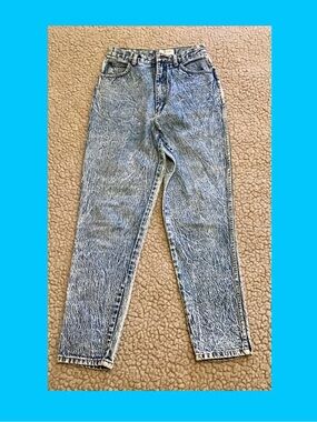 Vintage Acid Wash Highrise Jeans